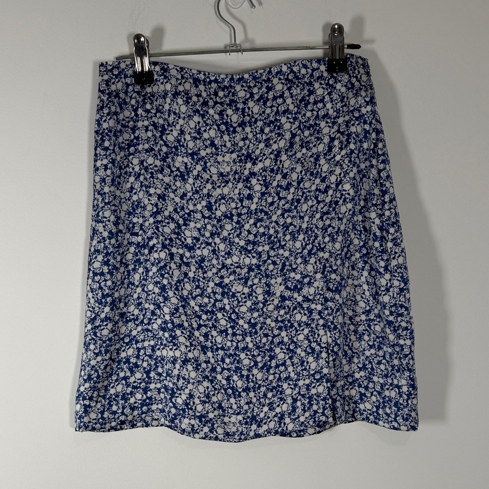 NWT Zara Blue and White Floral Satin Mini Skirt - Picture 1 of 8